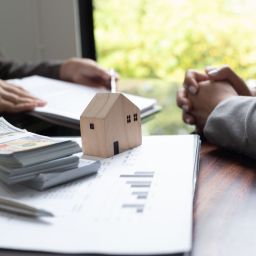 image of hard money lending rules being explained by lender